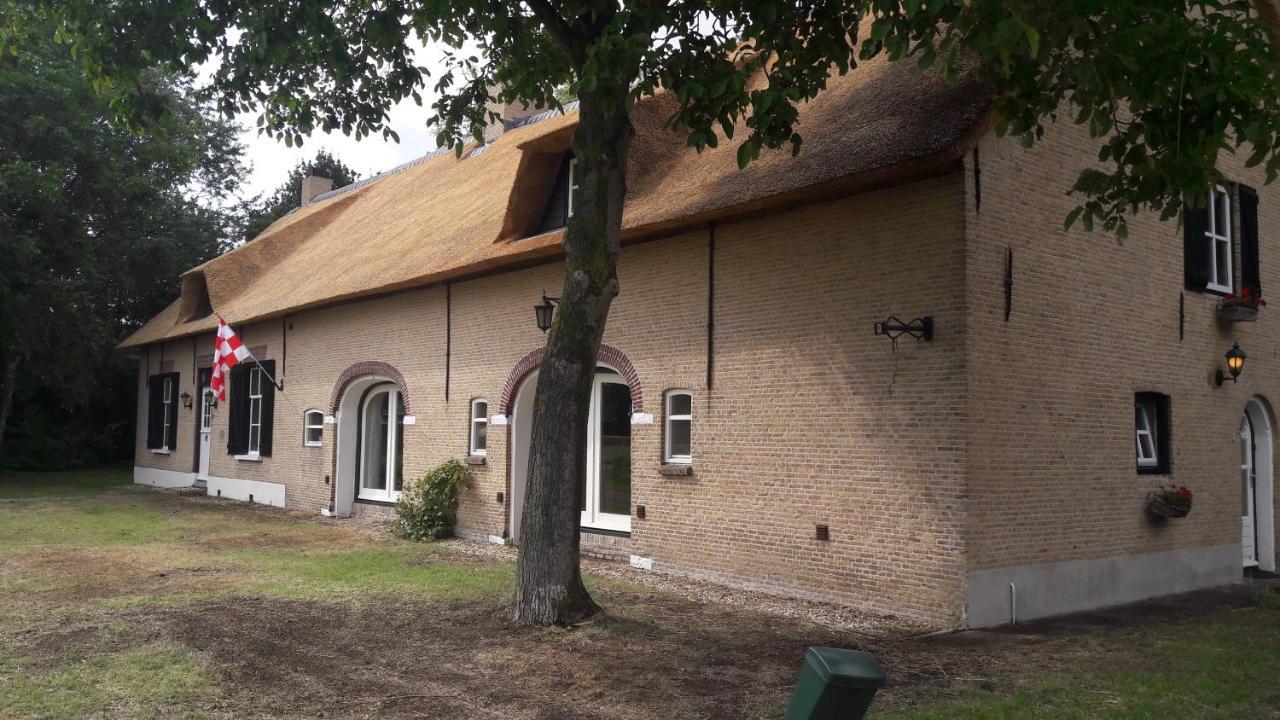 Farmer'S Suite Prinsenbeek Exterior photo