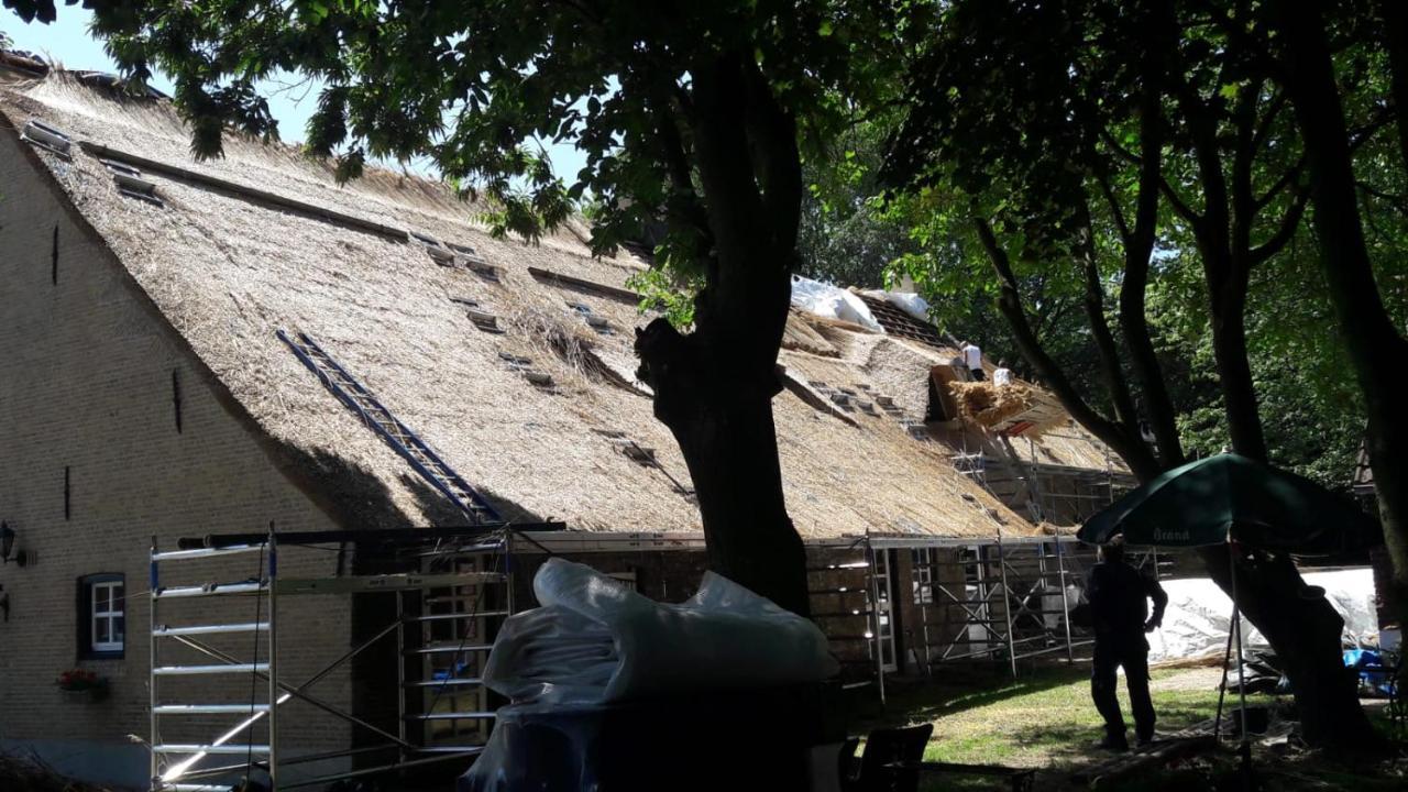Farmer'S Suite Prinsenbeek Exterior photo